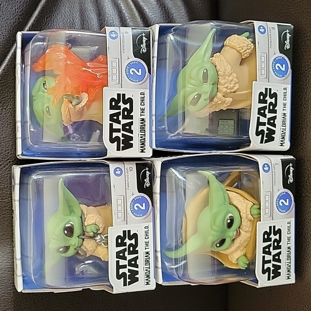 The Mandalorian Bounty Collection Set of 4 Star Wars The Child Grogu